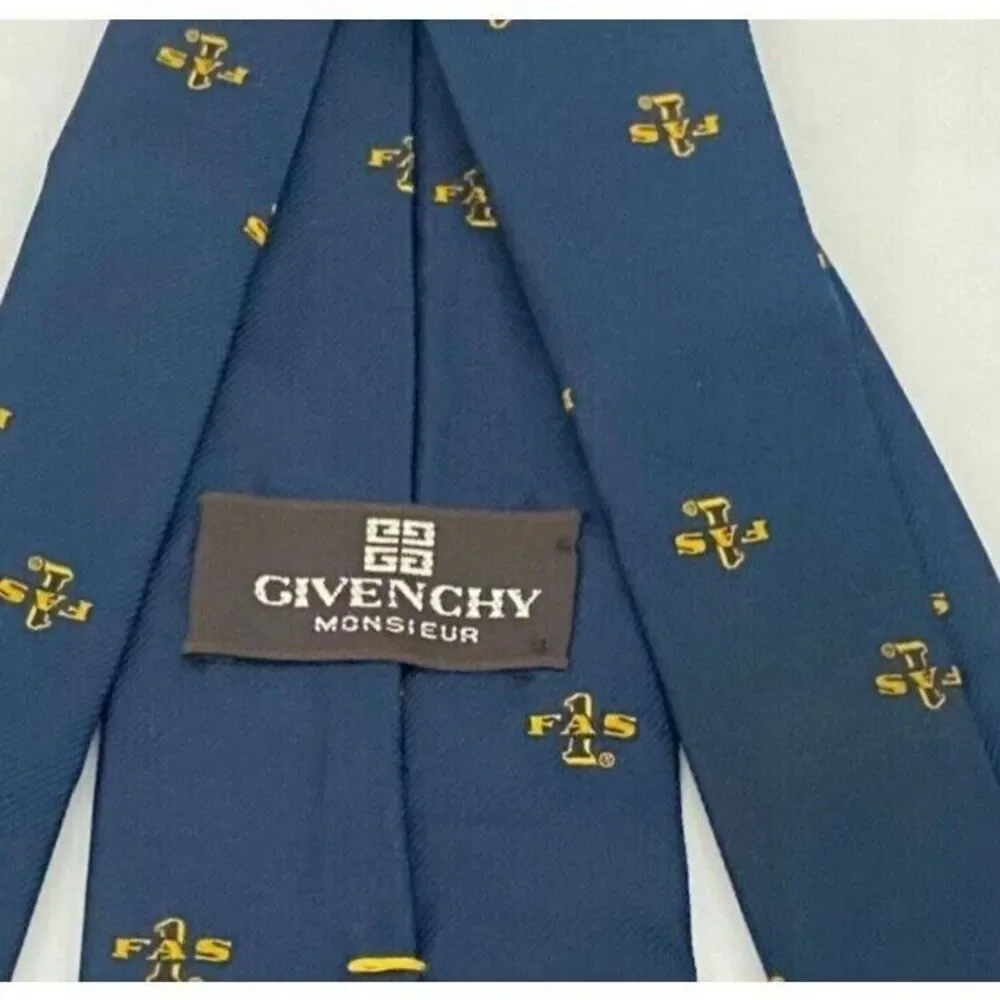 #5646 Givenchy Monsteur Navy Blue Fas 1 Men's Necktie, Tie 56X3.25